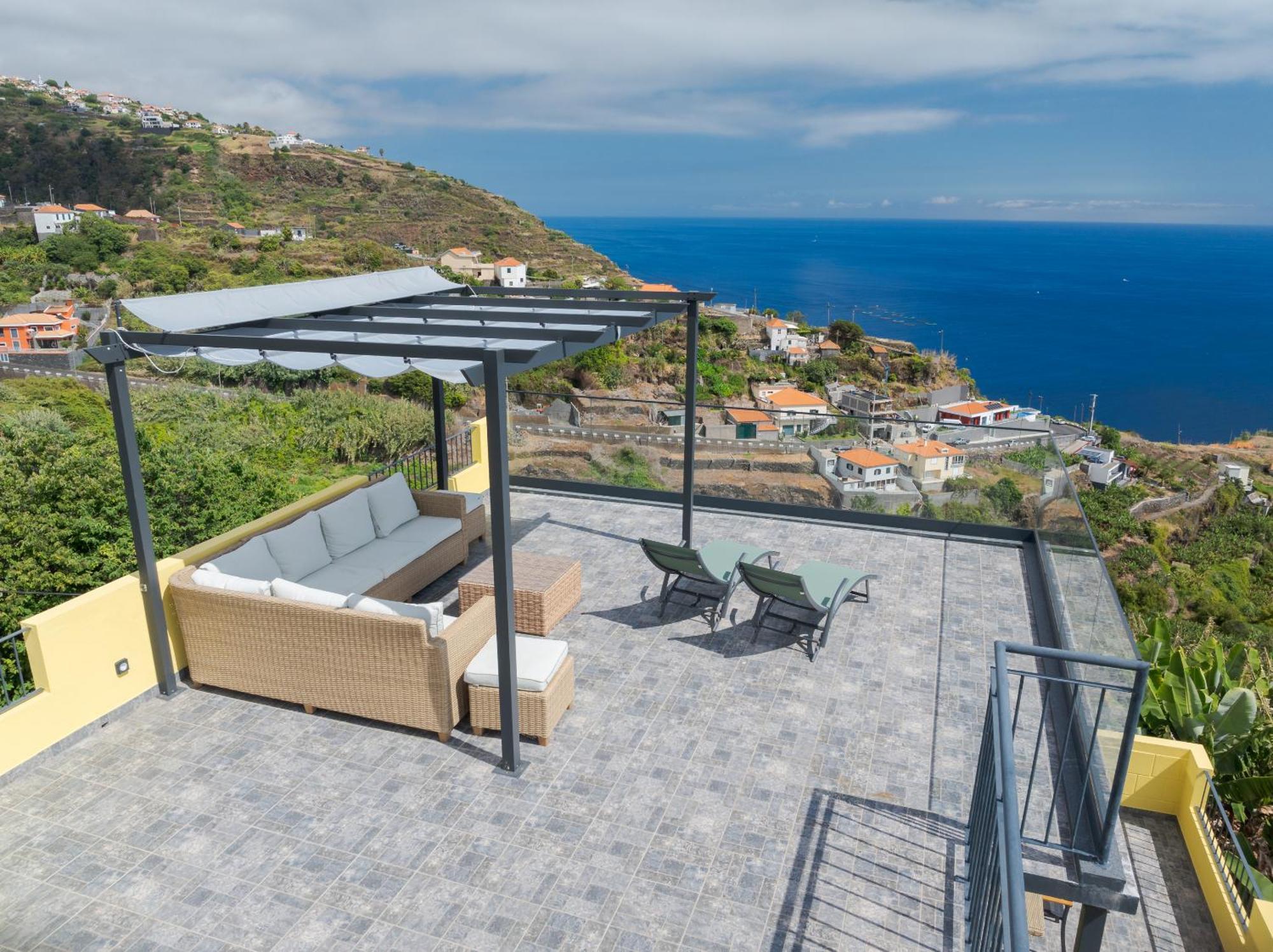 Sky & Ocean Villa Calheta  Eksteriør billede